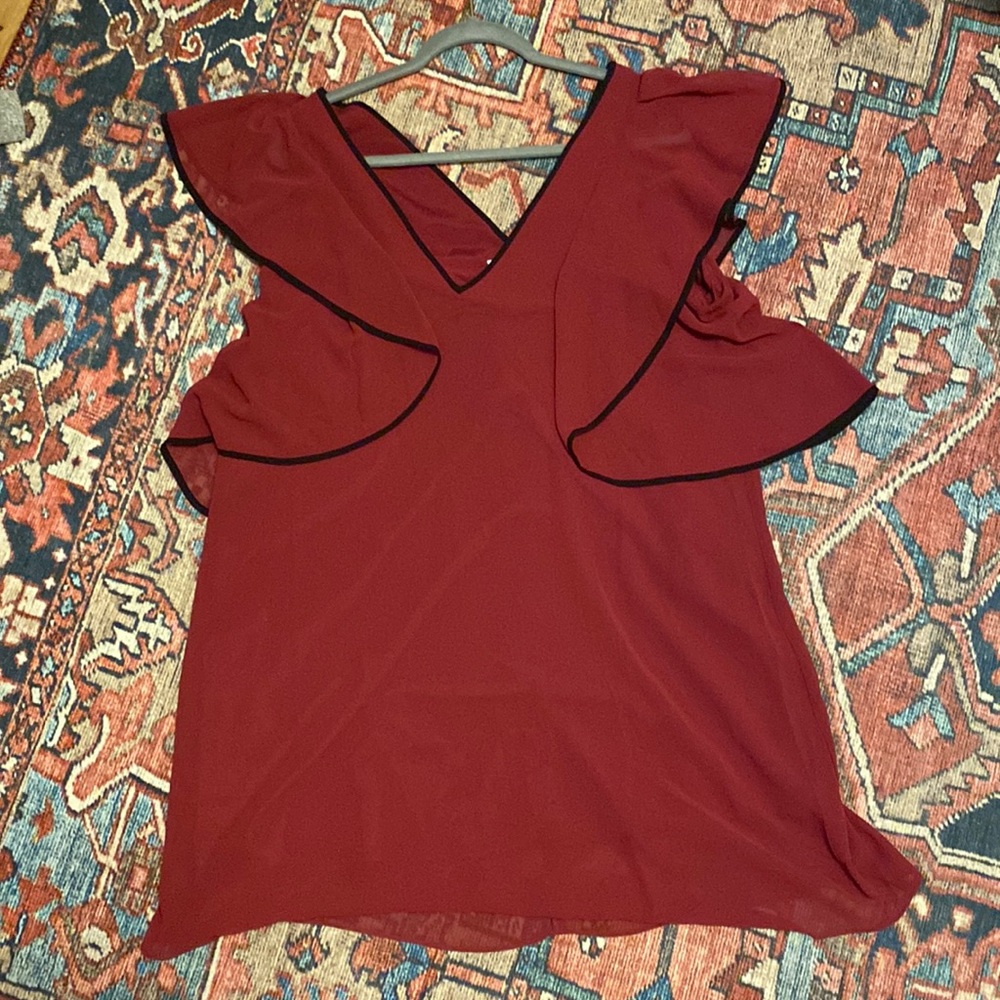 BCBG GENERATION flutter dress size large